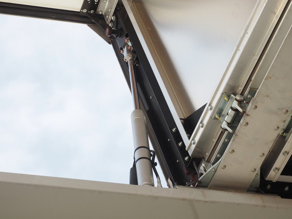 三菱ふそう スーパーグレート ウイング車 大型 2PG-FS74HZ 年式 H30[写真12]