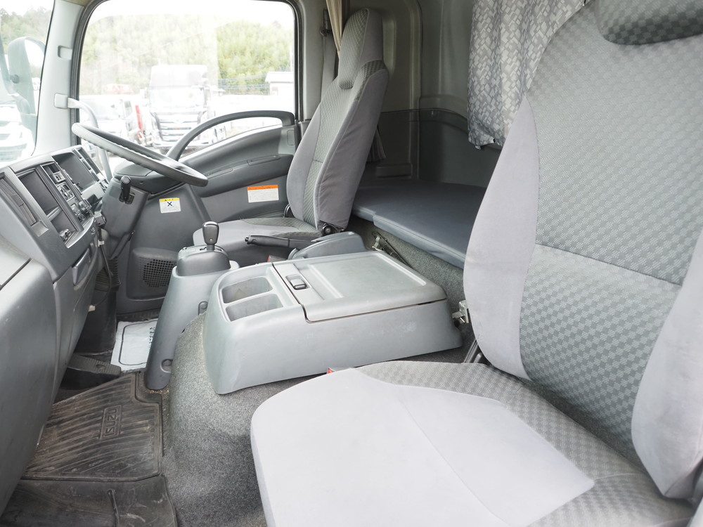 いすゞ フォワード ウイング車 中型 TKG-FRR90S2 年式 H28[写真41]