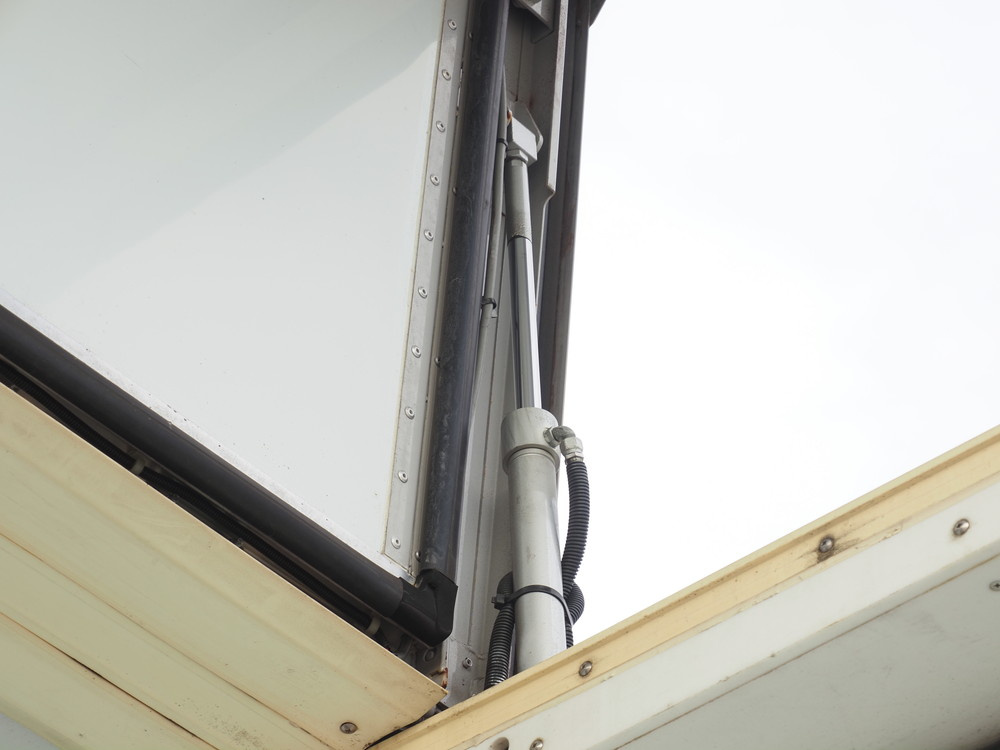 日野 レンジャープロ 冷凍ウイング 中型 TKG-FD7JLAA 年式 H29[写真20]