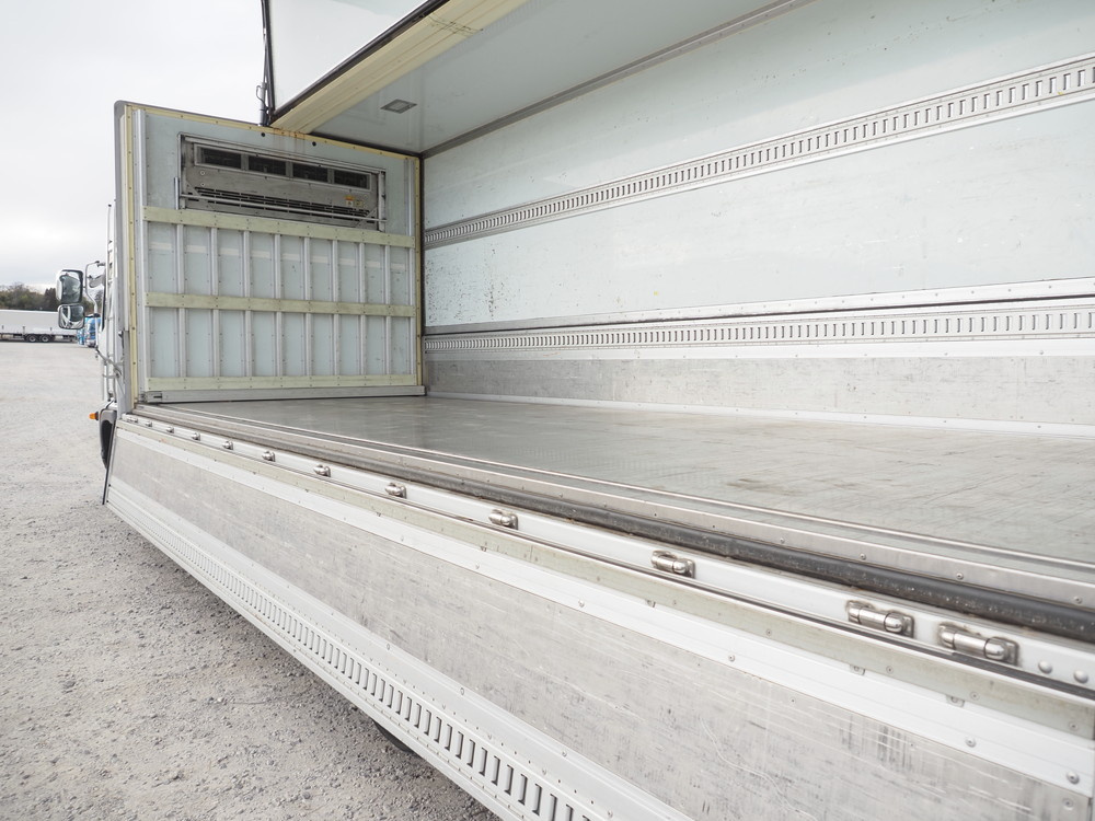 日野 レンジャープロ 冷凍ウイング 中型 TKG-FD7JLAA 年式 H29[写真21]