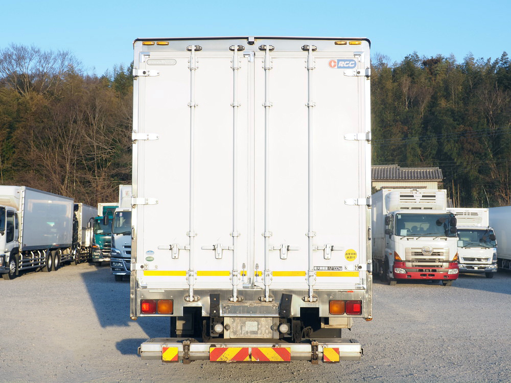 いすゞ ギガ 冷凍バン 大型 QKG-CYJ77A 年式 H27[写真06]