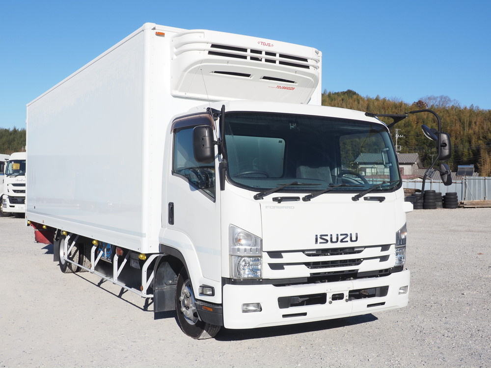 いすゞ フォワード 冷凍バン 中型 TKG-FRR90T2 年式 H28[写真04]