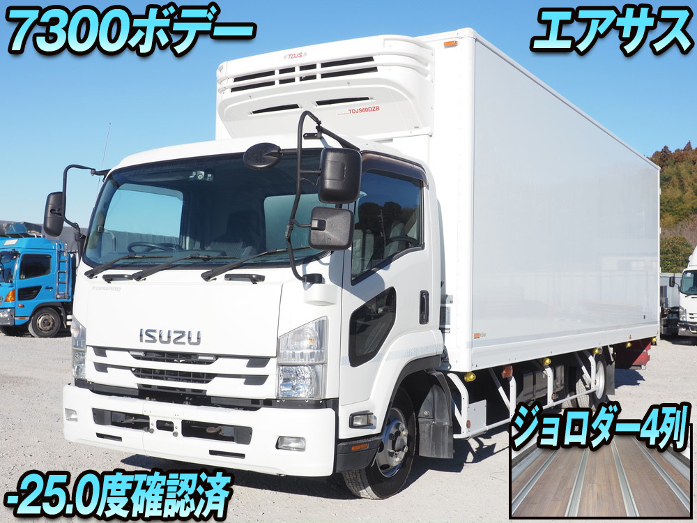 いすゞ フォワード 冷凍バン 中型 TKG-FRR90T2 年式 H28[写真01]