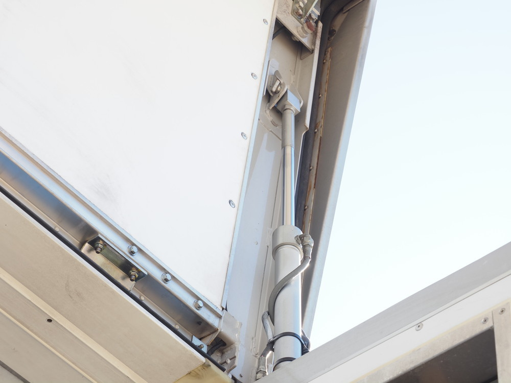 日野 レンジャープロ 冷凍ウイング 中増t QKG-FJ7JJAA 年式 H27[写真15]