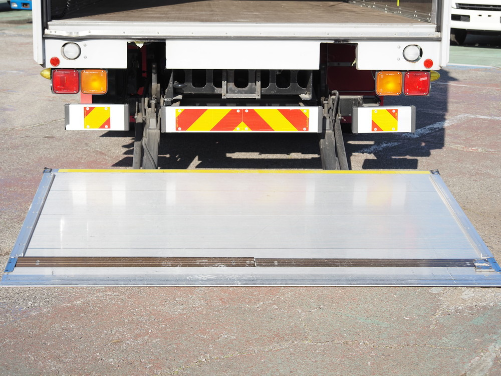 いすゞ フォワード ウイング車 中型 TKG-FRR90S2 年式 H28[写真29]