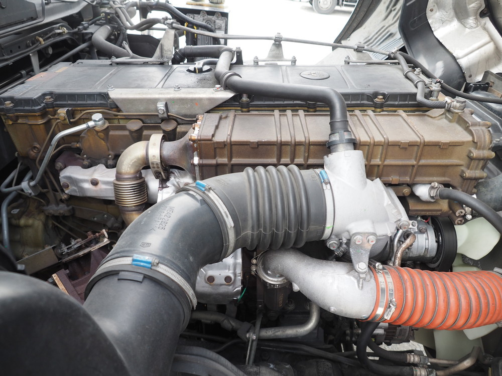 三菱ふそう スーパーグレート 冷凍ウイング 大型 QPG-FS64VZ 年式 H28[写真46]