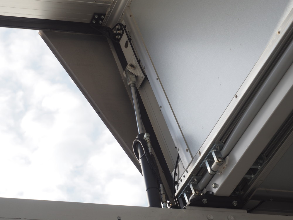 三菱ふそう スーパーグレート ウイング車 大型 2PG-FS74HZ 年式 H29[写真18]