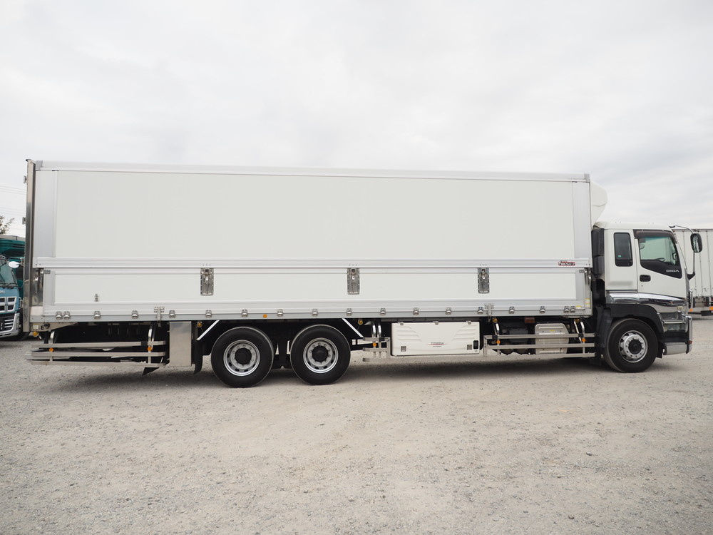 いすゞ ギガ 冷凍ウイング 大型 QKG-CYL77A 年式 H27[写真06]