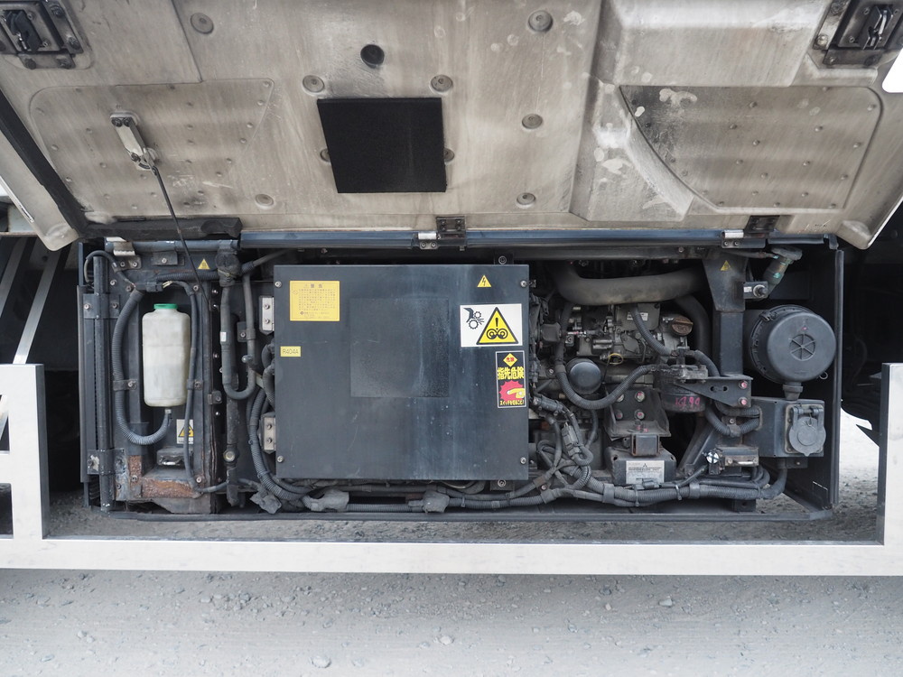 いすゞ ギガ 冷凍ウイング 大型 QKG-CYL77A 年式 H27[写真22]