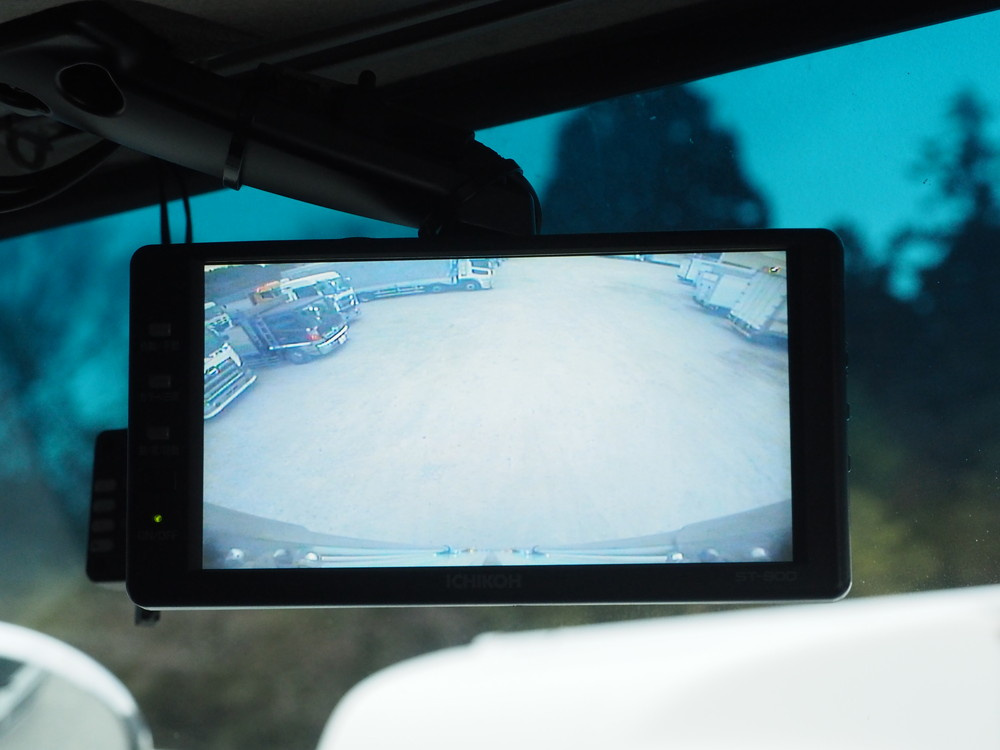 いすゞ ギガ 冷凍ウイング 大型 QKG-CYL77A 年式 H27[写真42]