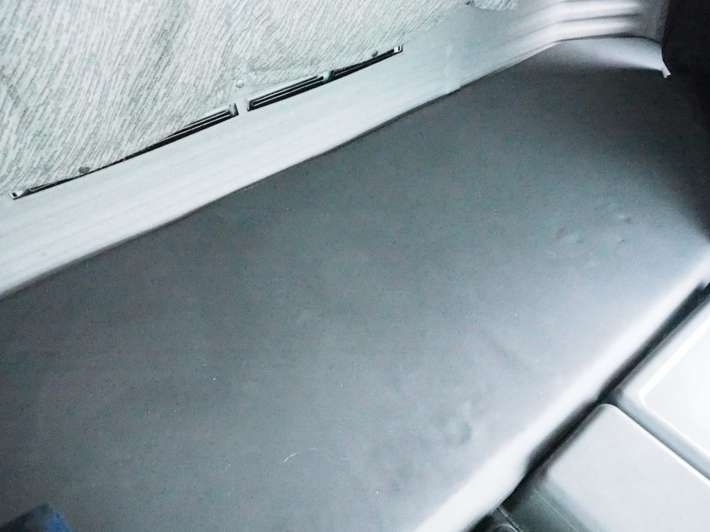 いすゞ ギガ 冷凍ウイング 大型 QKG-CYL77A 年式 H27[写真43]