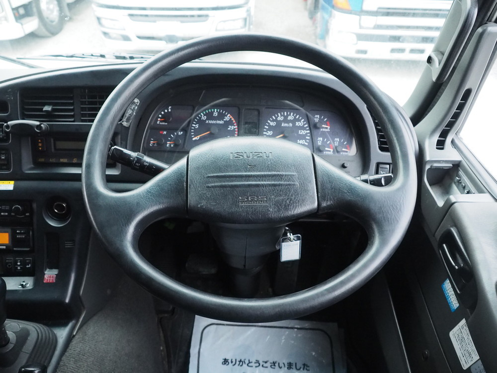 いすゞ ギガ 冷凍ウイング 大型 QKG-CYL77A 年式 H27[写真39]