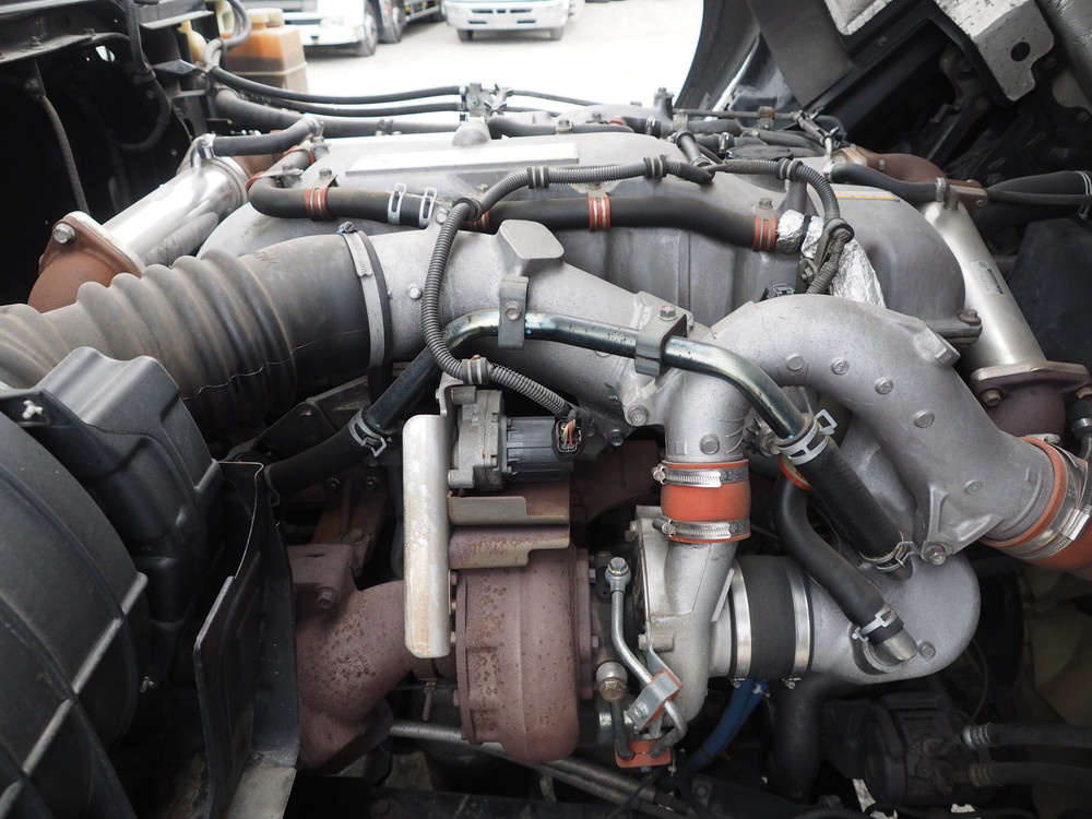 いすゞ ギガ 冷凍ウイング 大型 QKG-CYL77A 年式 H27[写真53]