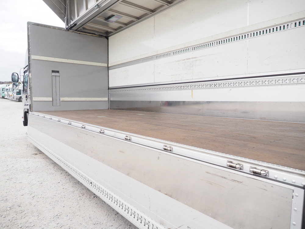 いすゞ フォワード ウイング車 中増t 2RG-FSR90T2 年式 R4[写真21]