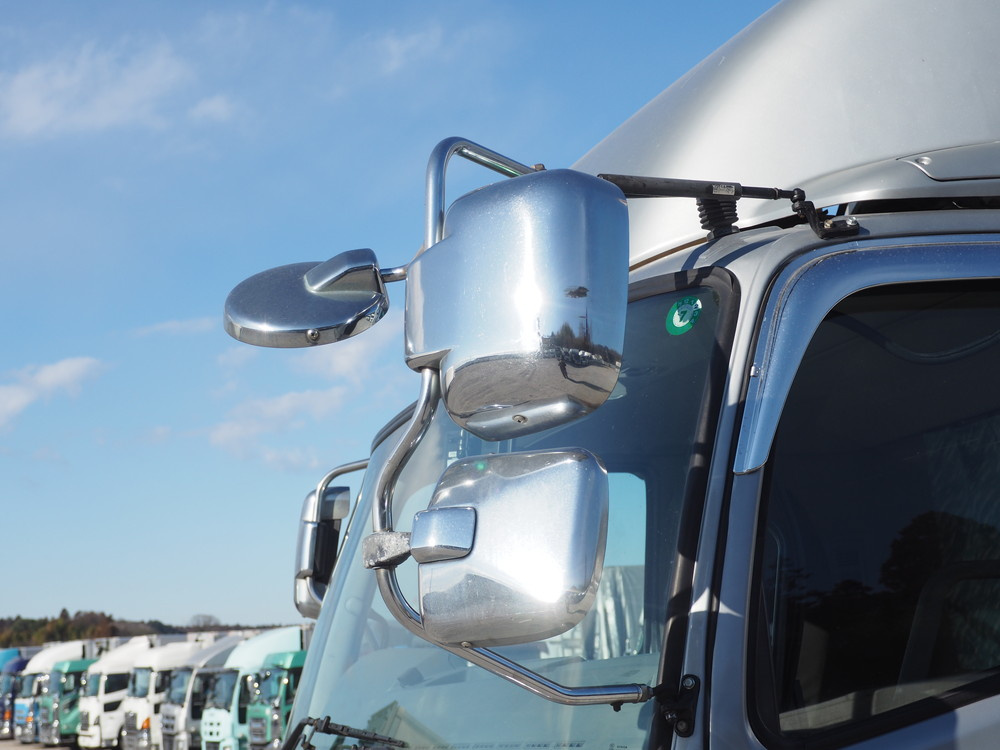 三菱ふそう ファイター ウイング車 中増t QKG-FK62FZ 年式 H27[写真10]