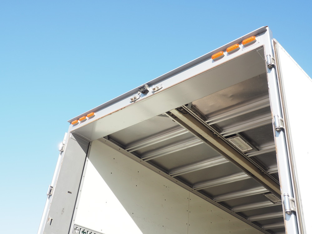 三菱ふそう ファイター ウイング車 中増t QKG-FK62FZ 年式 H27[写真30]