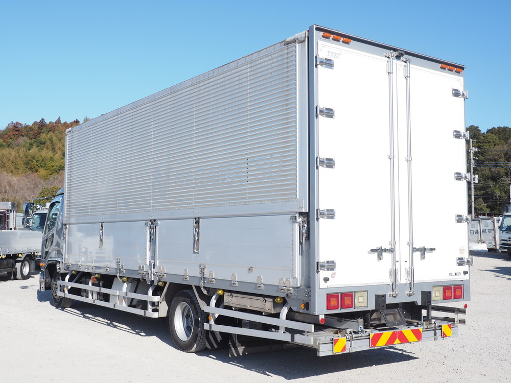 三菱ふそう ファイター ウイング車 中増t QKG-FK62FZ 年式 H27[写真08]