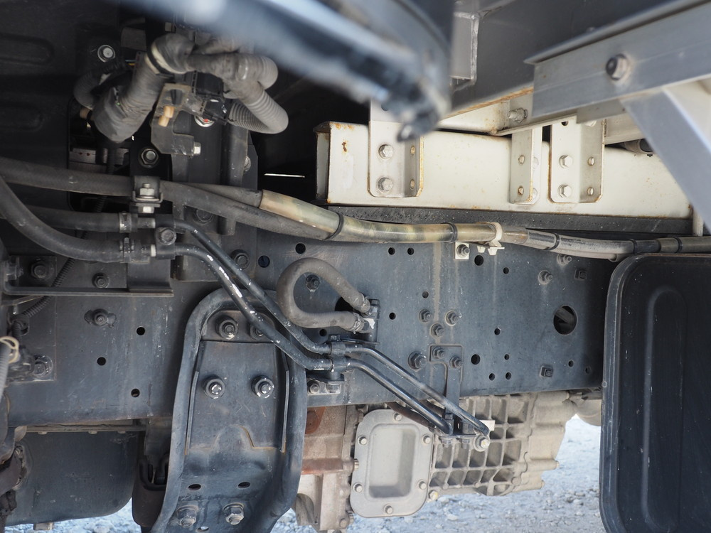 三菱ふそう ファイター ウイング車 中増t QKG-FK62FZ 年式 H27[写真49]