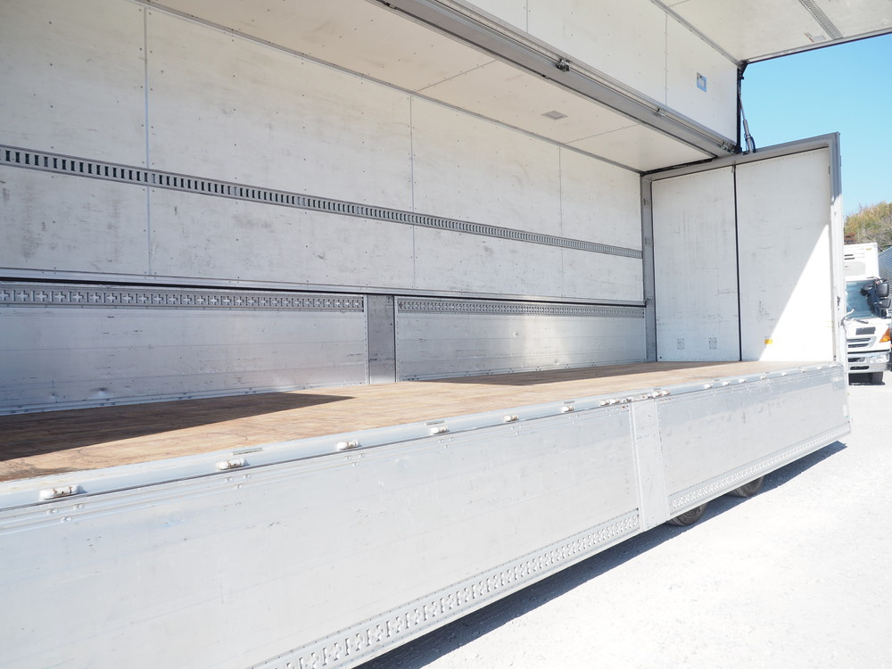 日野 プロフィア ウイング車 大型 2DG-FW1AHG 年式 H29[写真19]