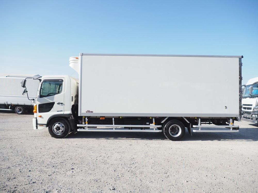 日野 レンジャープロ 冷凍バン 中型 TKG-FC9JJAA 年式 H25[写真11]