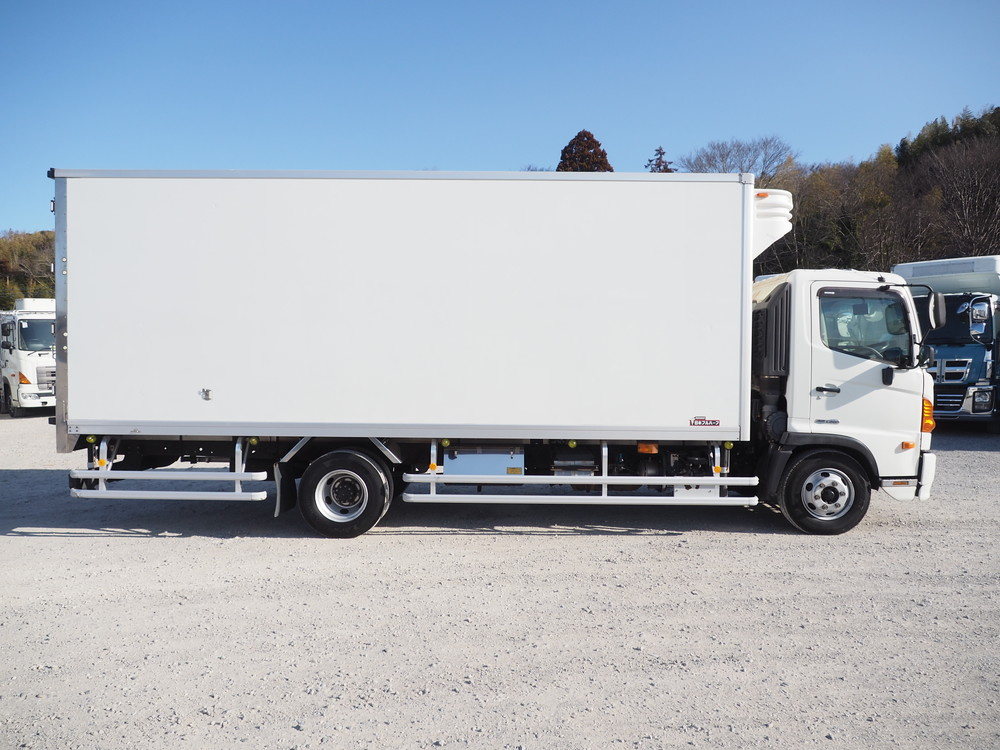 日野 レンジャープロ 冷凍バン 中型 TKG-FC9JJAA 年式 H25[写真09]