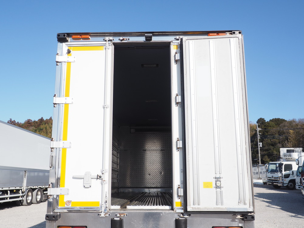 日野 レンジャープロ 冷凍バン 中型 TKG-FC9JJAA 年式 H25[写真14]