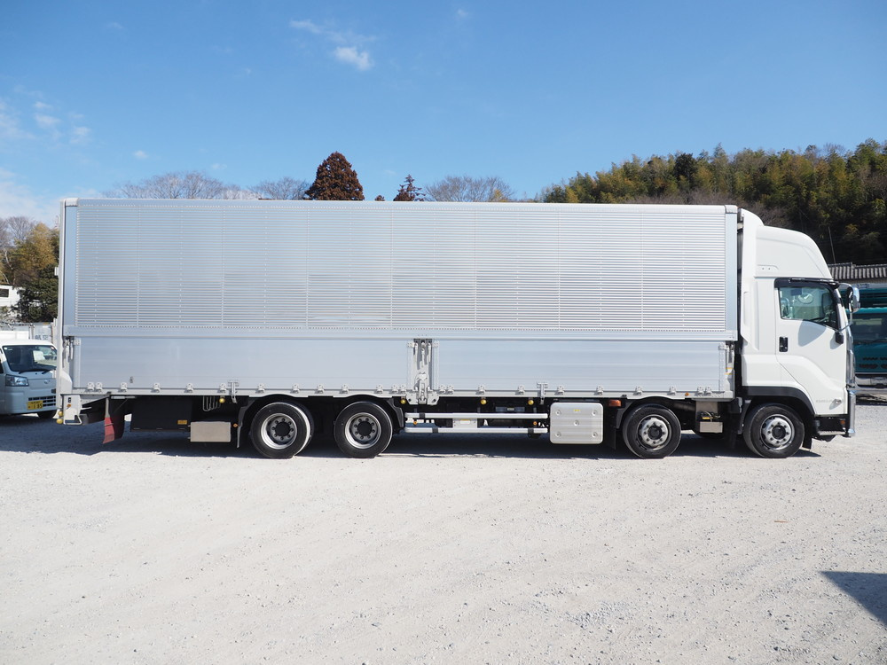 いすゞ ギガ ウイング車 大型 2PG-CYJ77D 年式 R7[写真10]