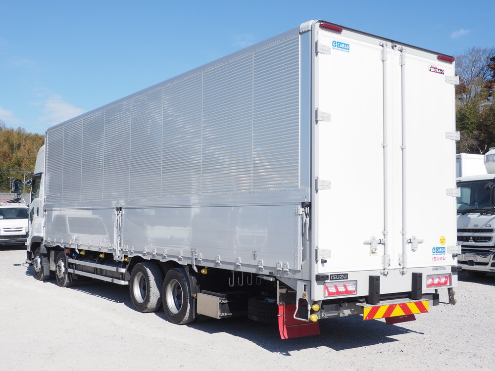 いすゞ ギガ ウイング車 大型 2PG-CYJ77D 年式 R7[写真07]