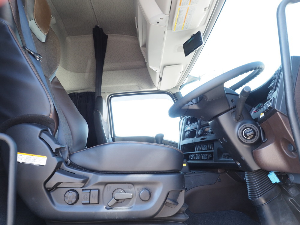 いすゞ ギガ ウイング車 大型 2PG-CYJ77D 年式 R7[写真33]