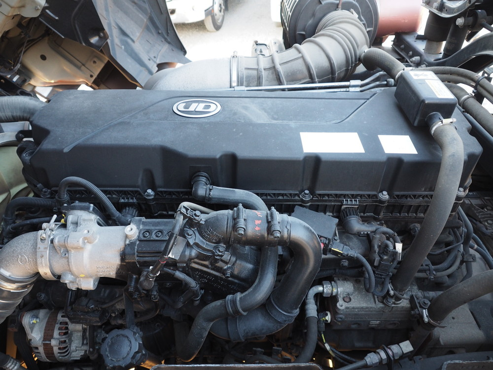 UDトラックス クオン トラクタ 大型 2PG-GK5AAB 年式 R4[写真36]