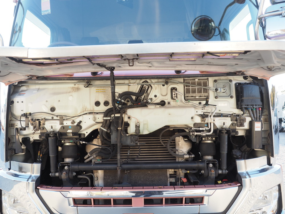 UDトラックス クオン トラクタ 大型 2PG-GK5AAB 年式 R4[写真34]