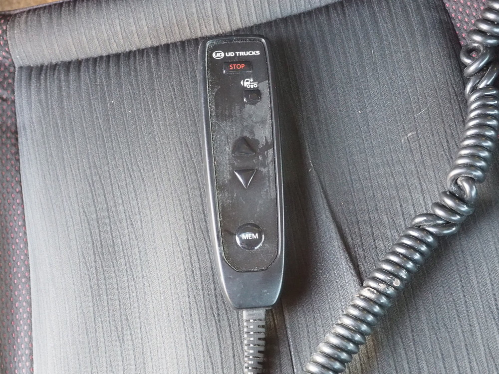 UDトラックス クオン トラクタ 大型 2PG-GK5AAB 年式 R4[写真22]