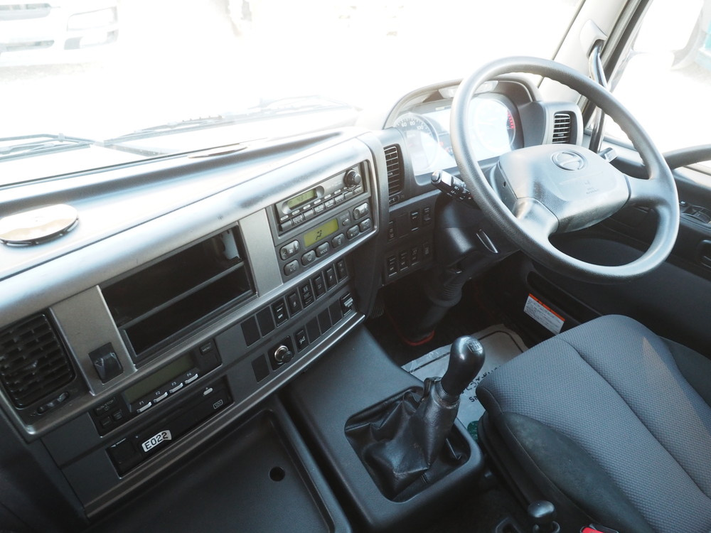 日野 プロフィア 冷凍バン 大型 QPG-FW1EXEG 年式 H29[写真28]