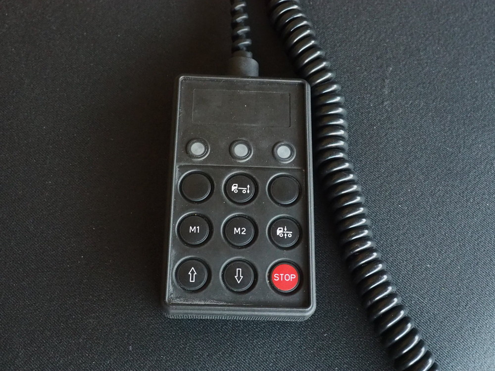 日野 プロフィア 冷凍バン 大型 QPG-FW1EXEG 年式 H29[写真32]