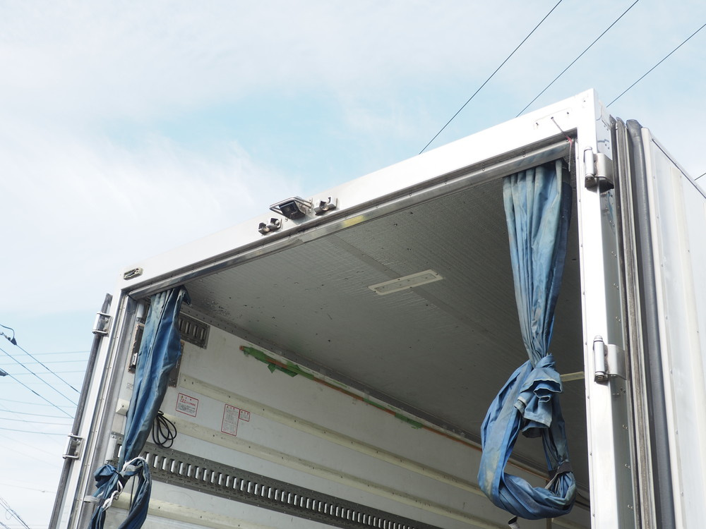 日野 レンジャープロ 冷凍バン 中増t SKG-GD7JLAG 年式 H23[写真16]