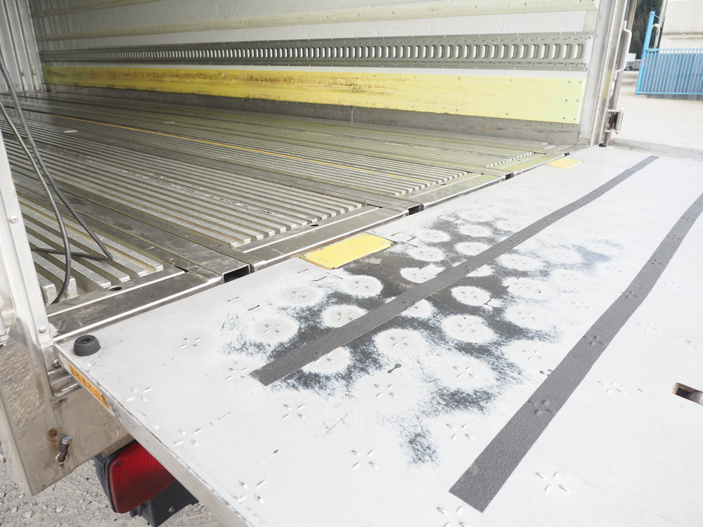 日野 レンジャープロ 冷凍バン 中増t SKG-GD7JLAG 年式 H23[写真25]