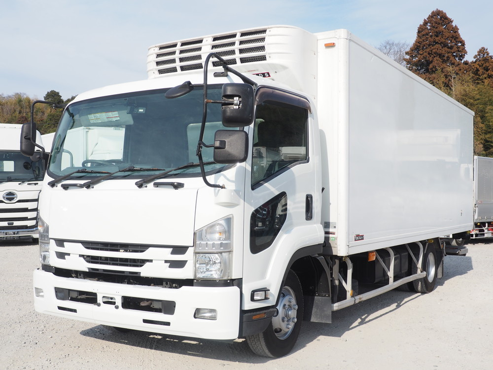 いすゞ フォワード 冷凍バン 中型 TKG-FRR90S2 年式 H28[写真01]