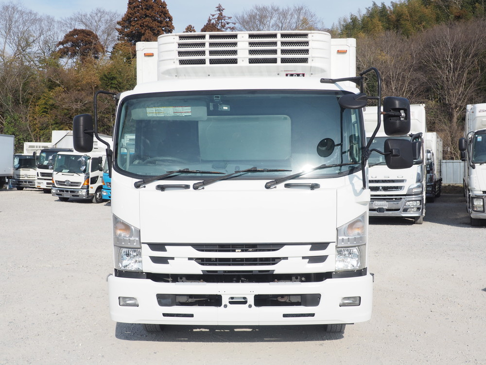 いすゞ フォワード 冷凍バン 中型 TKG-FRR90S2 年式 H28[写真03]