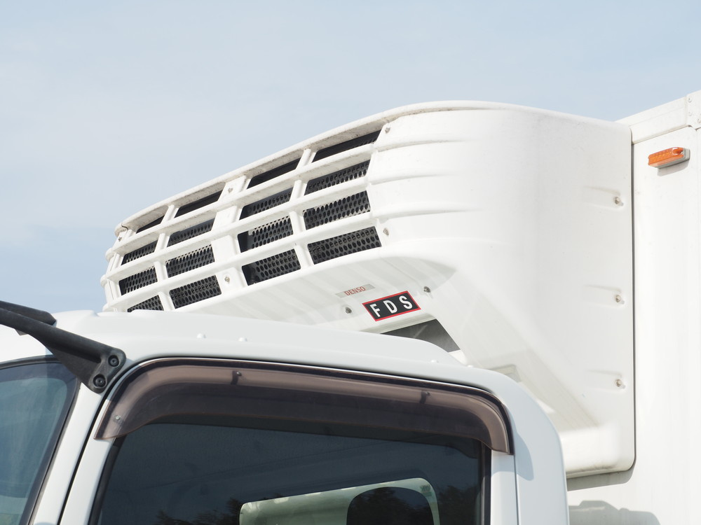 いすゞ フォワード 冷凍バン 中型 TKG-FRR90S2 年式 H28[写真08]