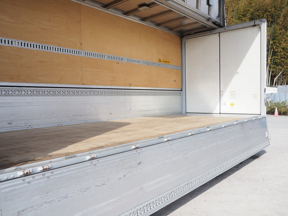 いすゞ フォワード ウイング車 中型 TKG-FRR90S2 年式 H28[写真19]