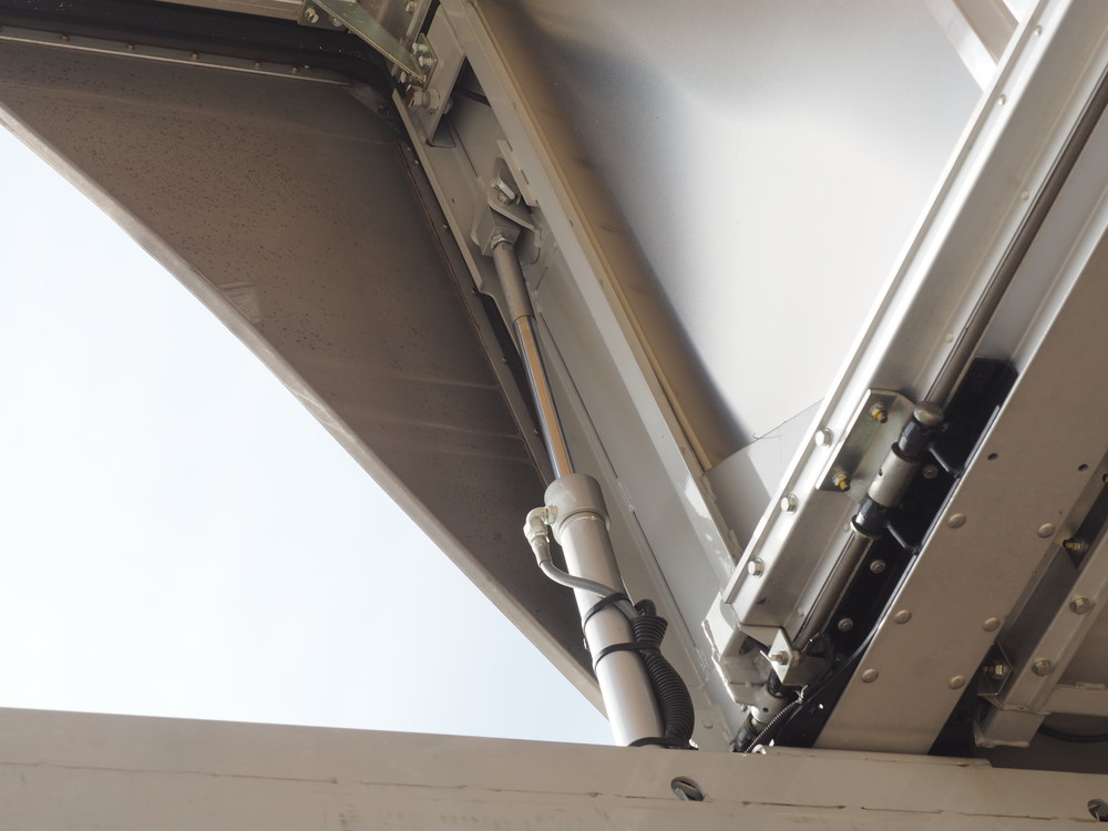 いすゞ フォワード ウイング車 中型 TKG-FRR90S2 年式 H28[写真16]