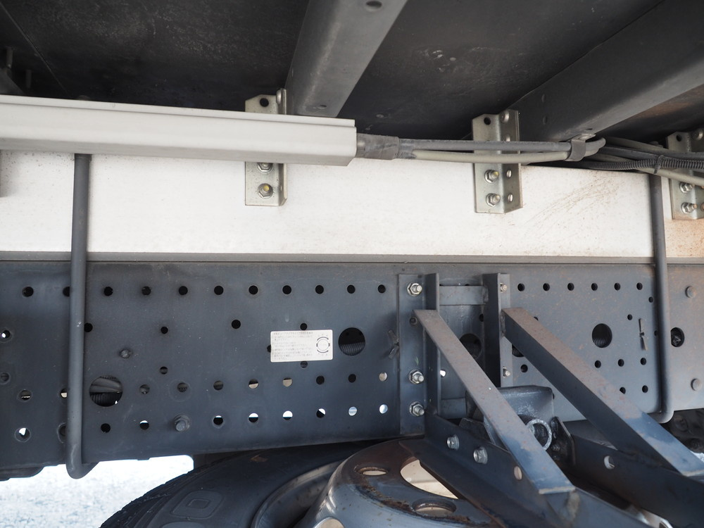 いすゞ フォワード ウイング車 中型 TKG-FRR90S2 年式 H28[写真45]