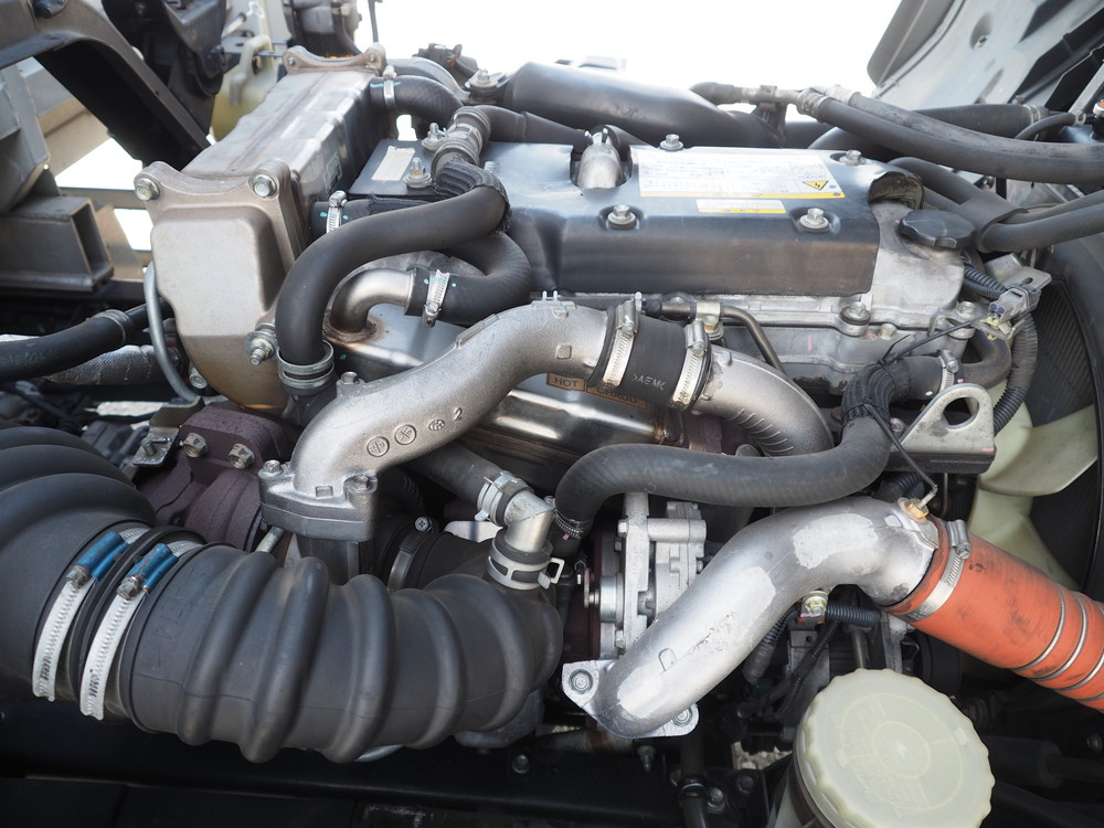 いすゞ フォワード ウイング車 中型 TKG-FRR90S2 年式 H28[写真48]