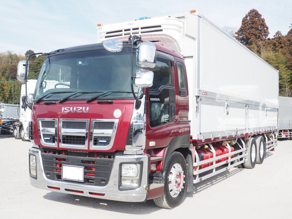いすゞ ギガ 冷凍ウイング 大型 QKG-CYL77A 年式 H26[写真01]