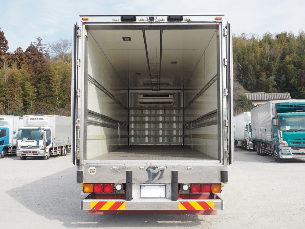 いすゞ ギガ 冷凍ウイング 大型 QKG-CYL77A 年式 H26[写真29]