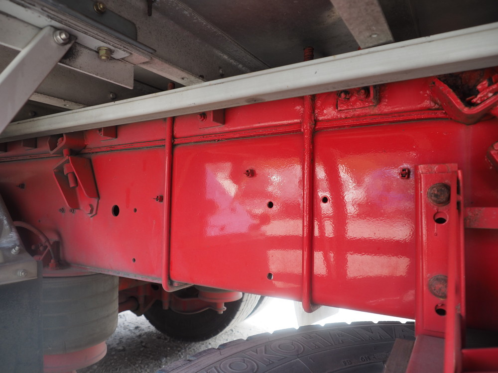 いすゞ ギガ 冷凍ウイング 大型 QKG-CYL77A 年式 H26[写真49]