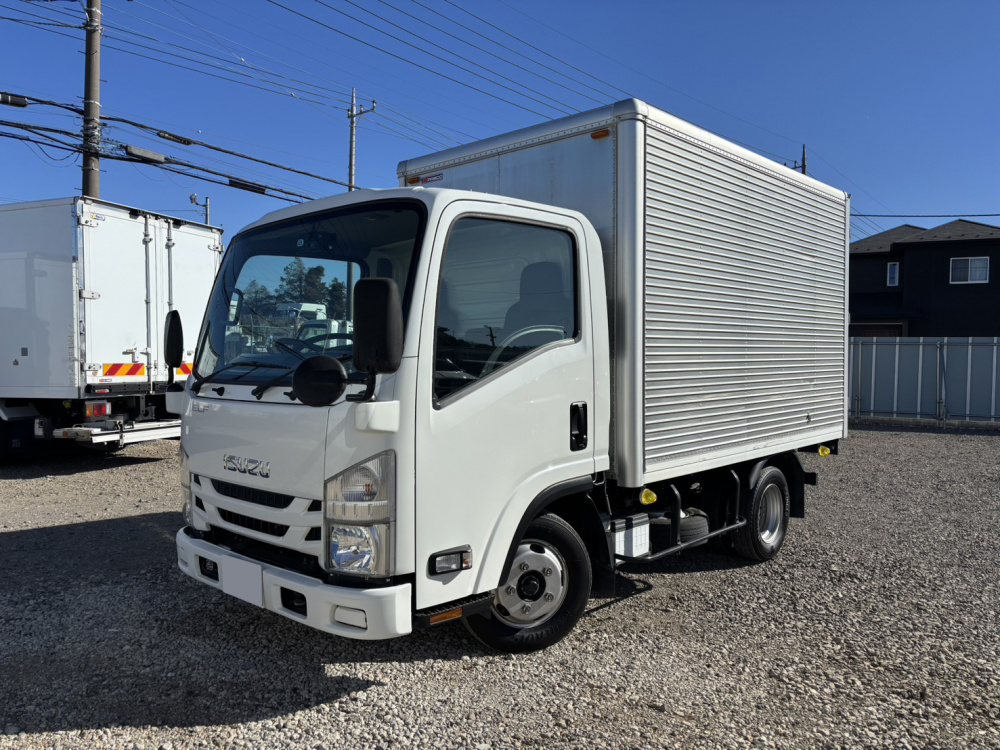 いすゞ エルフ バン車 小型 TPG-NLR85AN 年式 H28[写真01]