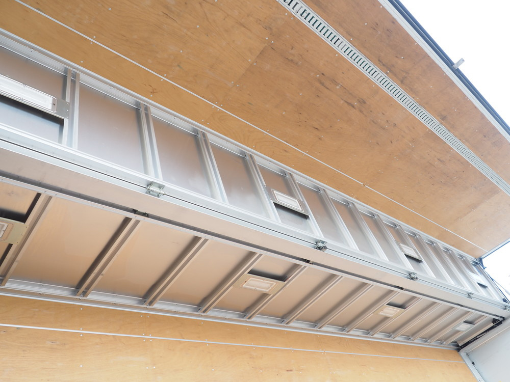 いすゞ ギガ ウイング車 大型 2PG-CYJ77CA 年式 H30[写真21]