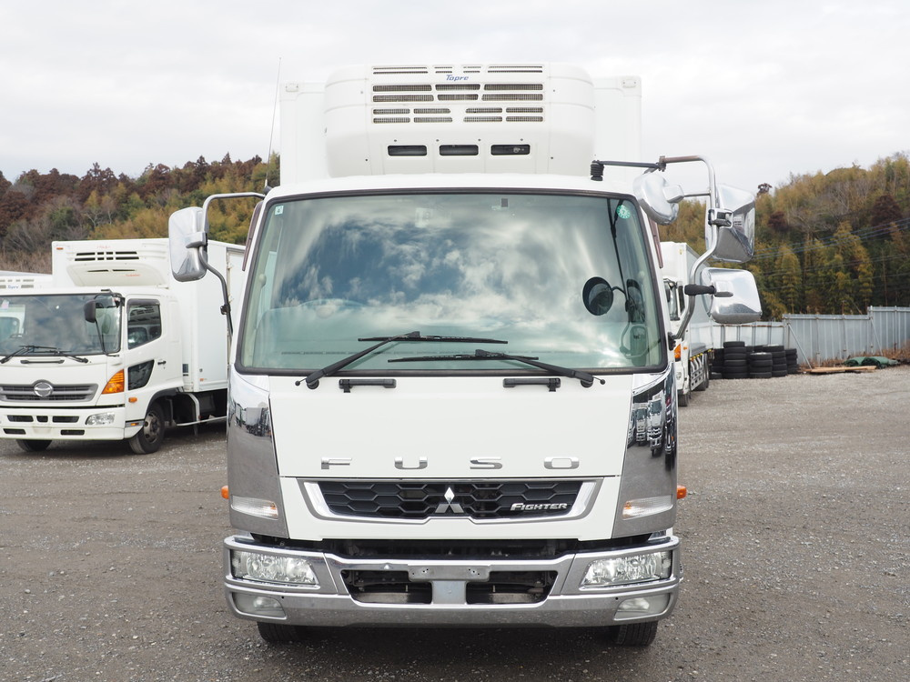 三菱ふそう ファイター 冷凍バン 中型 TKG-FK64F 年式 H28[写真02]