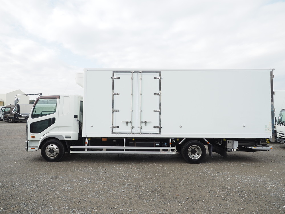 三菱ふそう ファイター 冷凍バン 中型 TKG-FK64F 年式 H28[写真13]